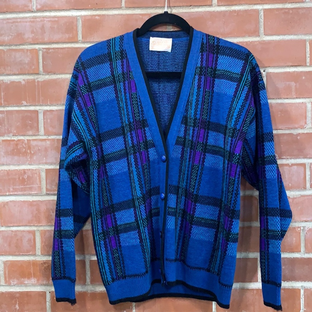 Vintage plaid blue and purple Pendleton Vneck Cardigan